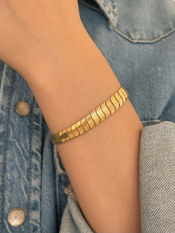 Wide Cobra Bracelet