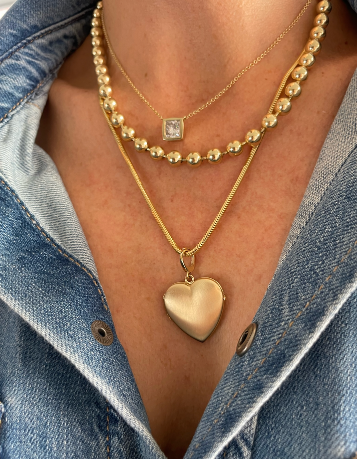 <p>Tina Ball Chain Cross Y Necklace</p>